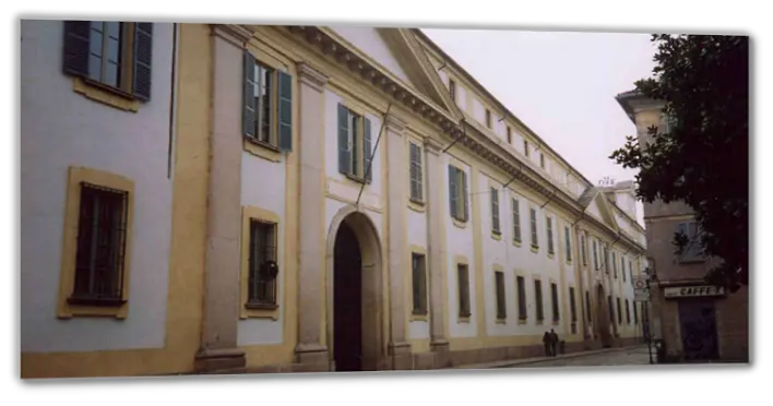 L'Università degli Studi di Pavia è un' Università statale italiana fondata nel 1361. 